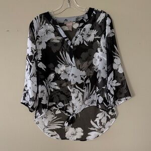 Chico's Black & White Floral V-Neck Sheer Tunic Blouse